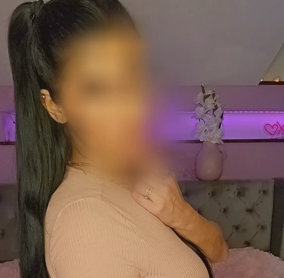 Rossella, 33 anni